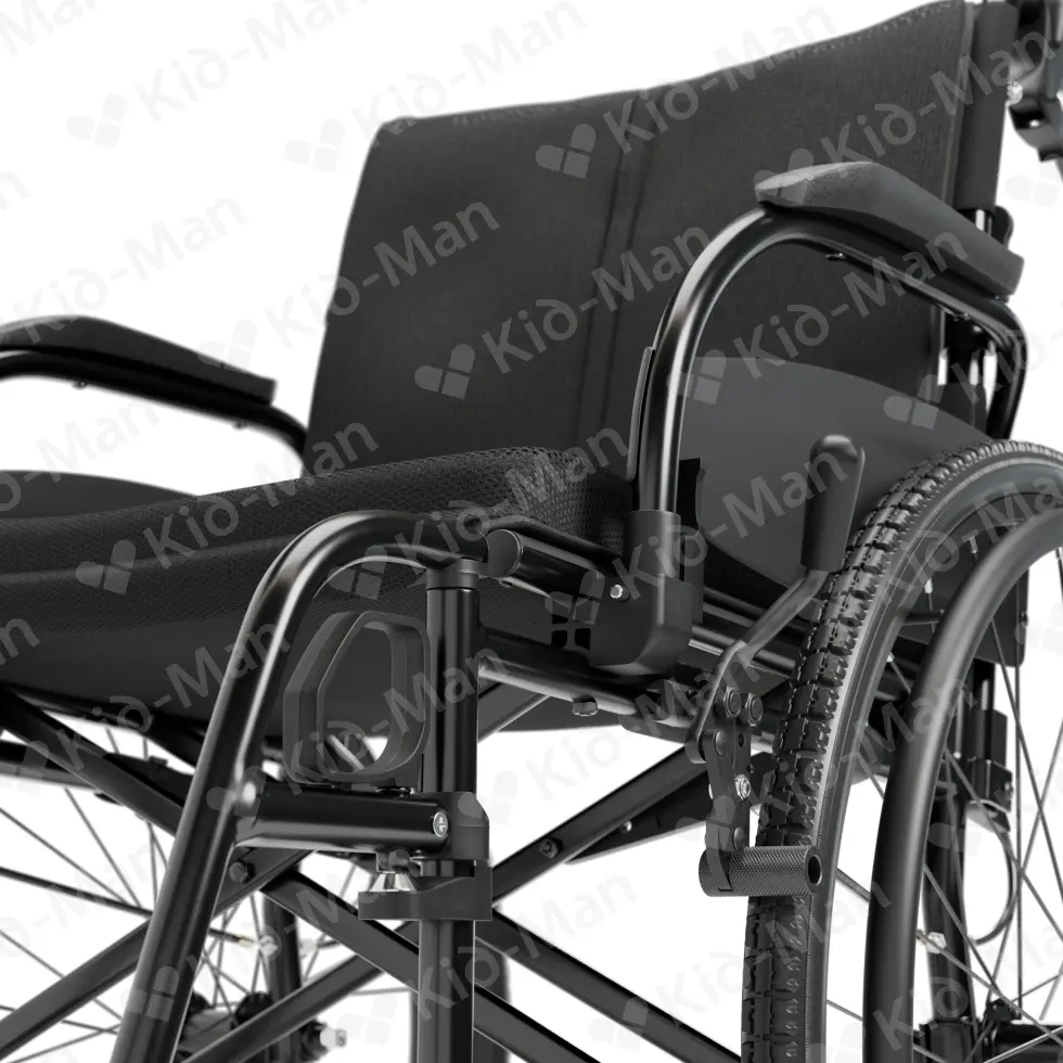 LightMan 13